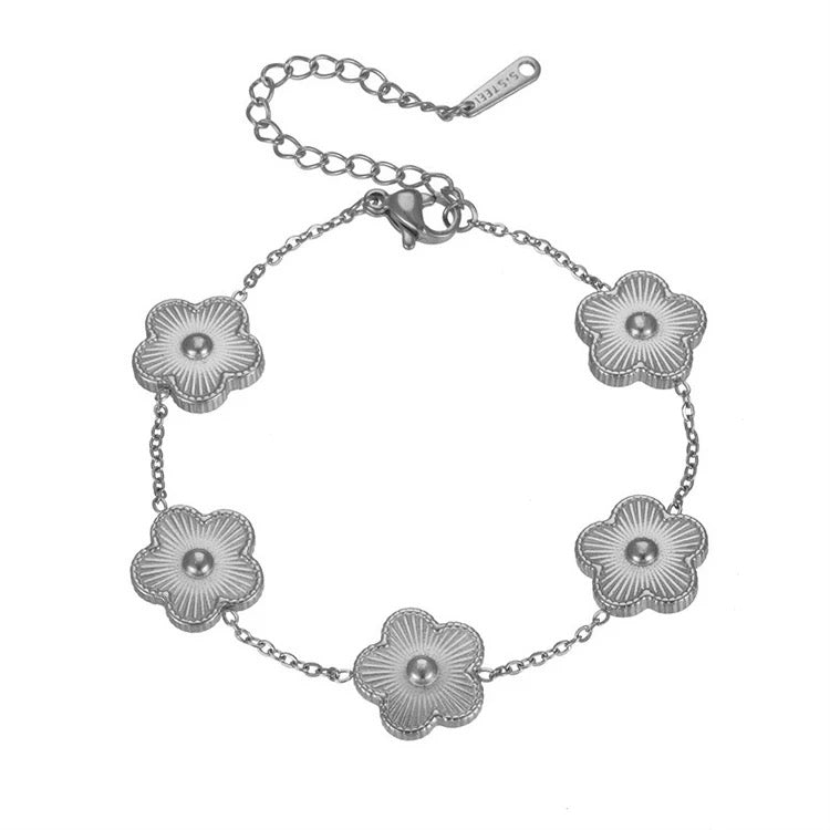 Lucky Clover Gold or Silver Bracelet