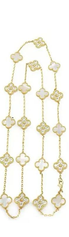 Long Clover Necklace Necklace