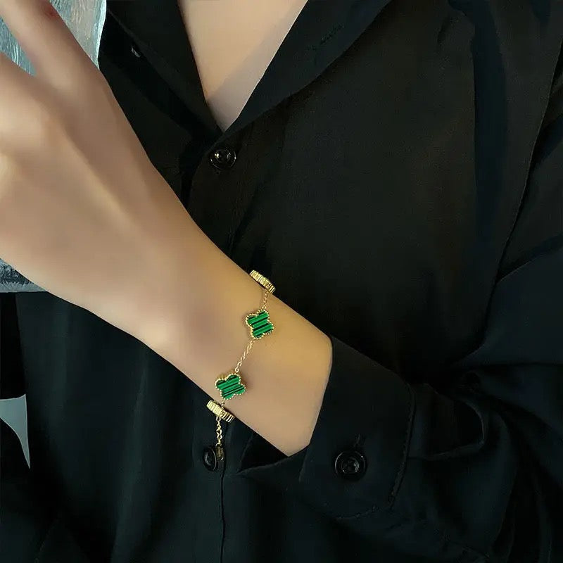 Lucky Clover Gold with Color Options
