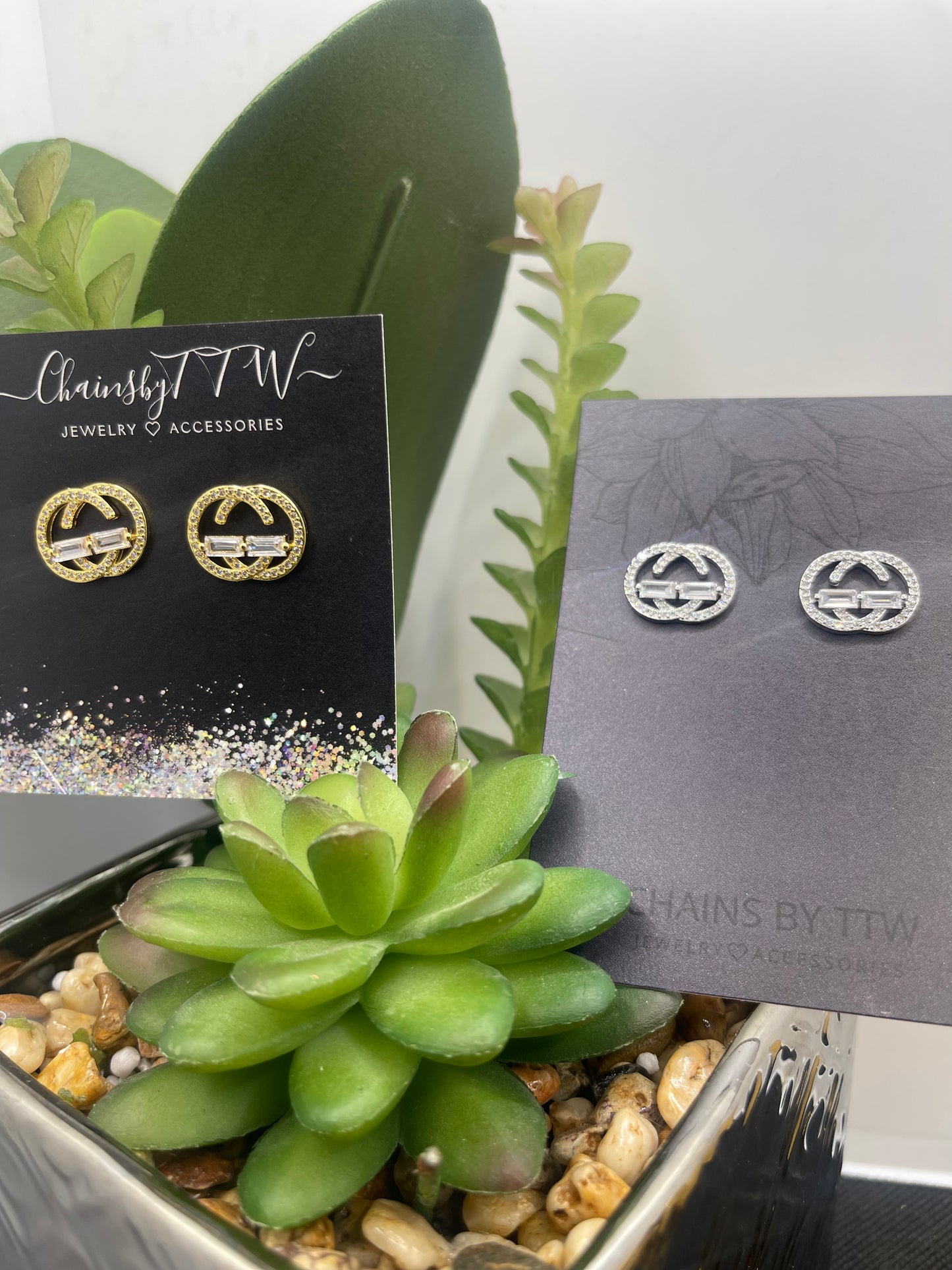 Jumbo Gs Large Stud Earrings