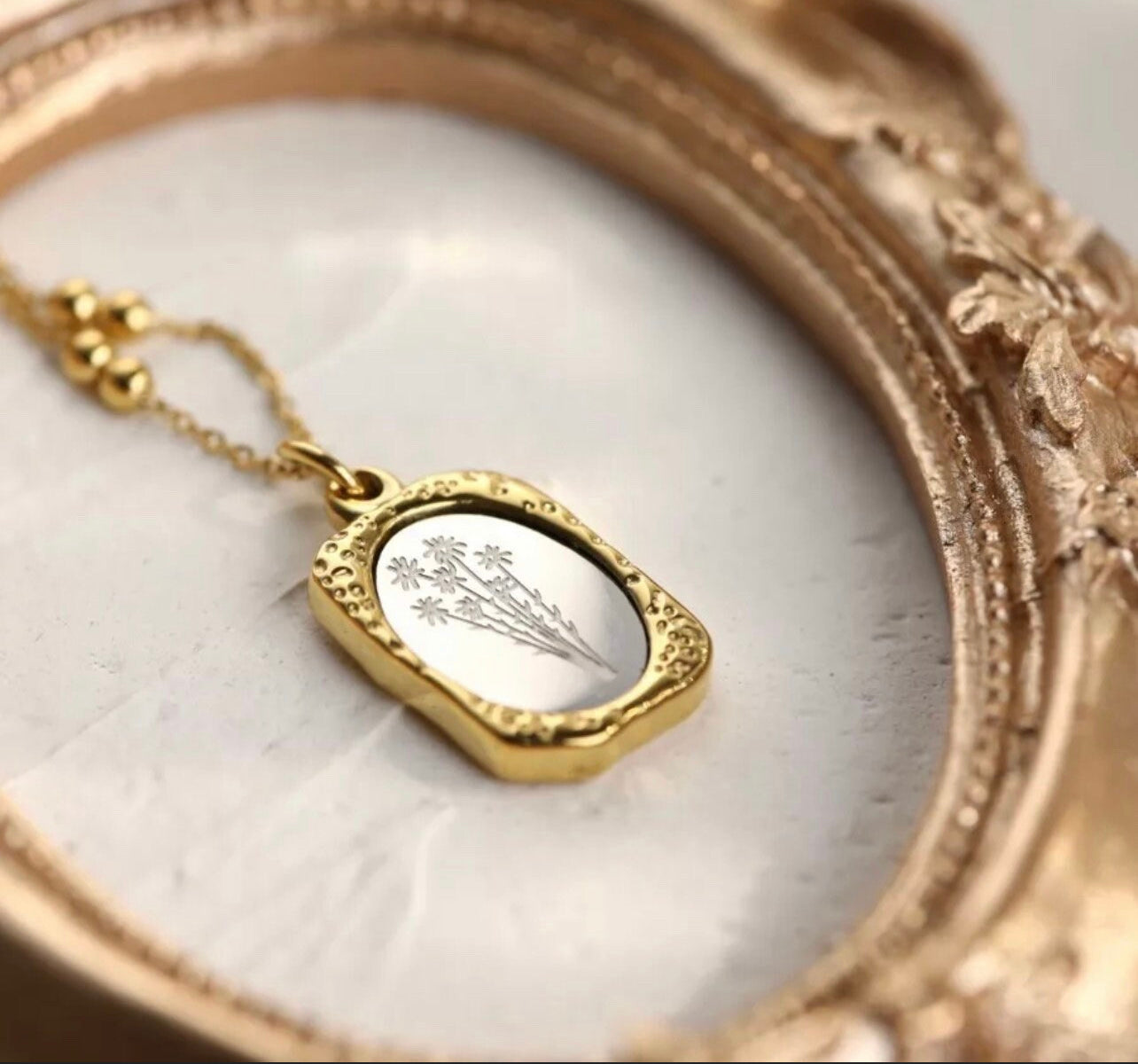 Gold Romantic Birth Flower Necklace