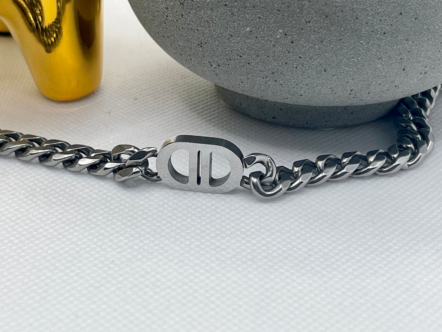 Chunky Gold Initial C & D Choker Necklace